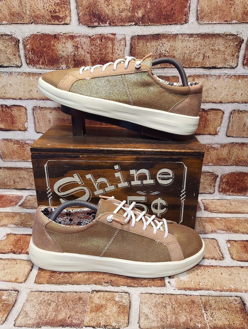 Pre-owned Worn 1x Hey Dude Karina Shimmer